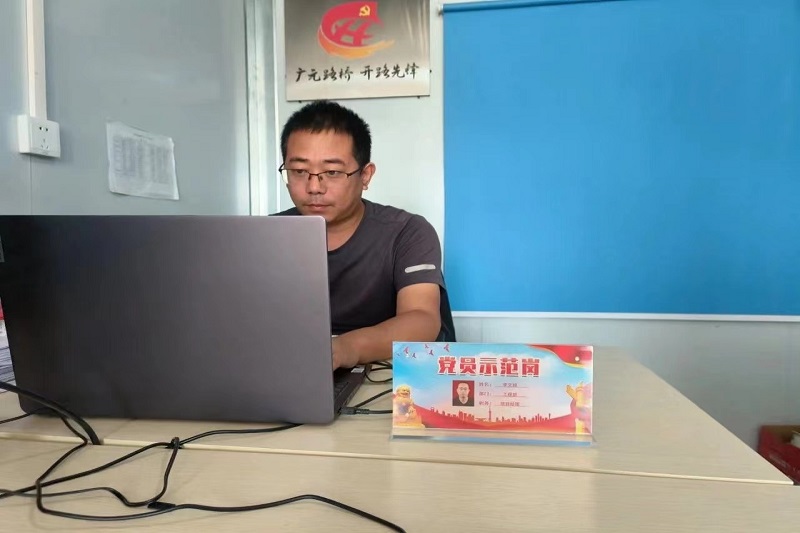 黨員示范崗┃亮身份樹標桿，爭當開路先鋒